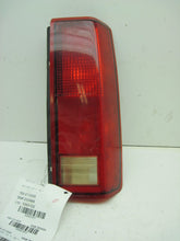 Load image into Gallery viewer, TAIL LIGHT LAMP ASSEMBLY Astro Astro Safari Safari Van 85-05 Right - MRK7973
