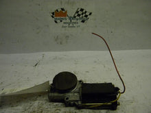 Load image into Gallery viewer, POWER WINDOW MOTOR Sable Taurus 1986 86 87 88 89 90 91 92 93 94 95 Right - MRK9788
