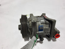Load image into Gallery viewer, AC COMPRESSOR Nissan Sentra 2001 01 02 03 04 05 06 - MM14256
