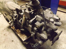 Load image into Gallery viewer, AUTOMATIC TRANSMISSION Kia Sportage 98 99 00 01 02 4X4 - MRK26243
