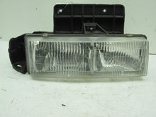 Load image into Gallery viewer, HEADLIGHT LAMP ASSEMBLY Astro Astro Safari Safari Van 95-05 Right - MRK30552
