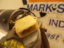 Load image into Gallery viewer, Windshield Wiper Motor   0 - MRK32477
