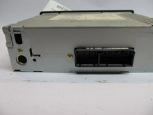 Load image into Gallery viewer, RADIO HONDA CIVIC 99 00 AM FM STEREO - MRK33539
