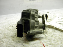 Load image into Gallery viewer, Windshield Wiper Motor  SRT4 2002 - MRK35562
