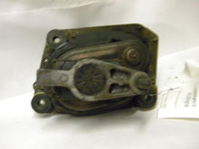Load image into Gallery viewer, Windshield Wiper Motor Ford Taurus 1986 - MRK39566
