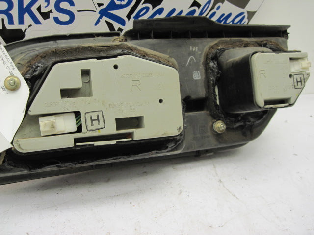 OUTER TAIL LIGHT LAMP Nissan 240SX 89 90 91 92 93 Right - MRK41617