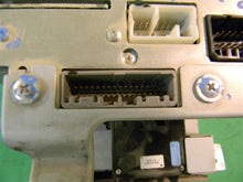 Load image into Gallery viewer, AM FM CD Player Acura RL 2006 06 2007 07 2008 08 6 Disc Player - MM47502
