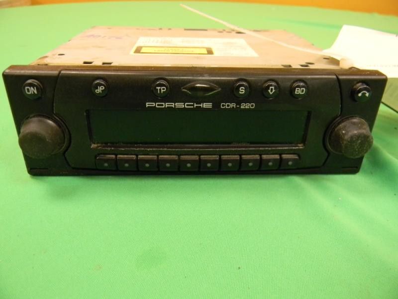 RADIO Subaru SVX 92 93 94 95 96 97 AM FM Cassette - MM57307