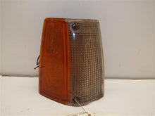 Load image into Gallery viewer, TURN SIGNAL LIGHT LAMP B-2000 B-2200 B-2600 86-93 Fender Mounted Right - MRK67095
