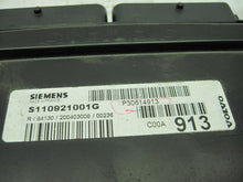 Load image into Gallery viewer, ECU ECM COMPUTER Volvo V40 2001 01 02 03 - MRK69473
