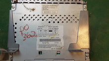 Load image into Gallery viewer, Radio AM FM CD Subaru Forester 2007 07 2008 08 - MM94685
