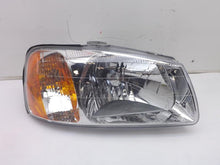 Load image into Gallery viewer, HEADLIGHT LAMP ASSEMBLY Accent 2000 00 2001 01 2002 02 Right - MRK94983
