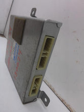 Load image into Gallery viewer, ECU ECM Computer  ISUZU PUP (PICKUP) 1994 - MRK103015
