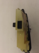 Load image into Gallery viewer, Heater display screen Mazda Millenia 1995 95 1996 96 1997 97 1998 98 1999 99 00 - MRK106852
