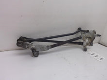 Load image into Gallery viewer, WIPER TRANSMISSION Mitsubishi Diamante 1997 97 - 04 - MRK115345

