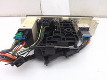 Load image into Gallery viewer, Temperature Controls Pontiac Sunfire 2005 - MRK116995
