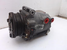 Load image into Gallery viewer, AC A/C AIR CONDITIONING COMPRESSOR Saturn Vue 02 03 04 - MRK117388
