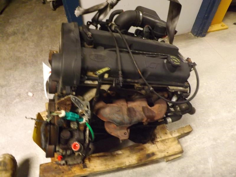 Engine Motor Ford Escort 1999 - MRK119235