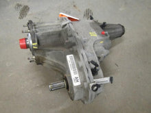 Load image into Gallery viewer, [INVENTORYCAR_YEAR_MAKE_MODEL] TRANSFER CASE - CTL119307
