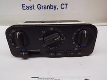Load image into Gallery viewer, Temp Climate AC Heater Control Volvo V70 1998 98 - MRK121794
