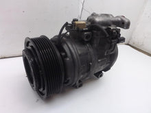 Load image into Gallery viewer, AC COMPRESSOR JAGUAR XJ8 XK8 1998 98 99 00 01 02 03 - MRK123208
