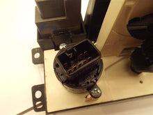 Load image into Gallery viewer, Temp Climate AC Heater Control Toyota Camry Solara 1997 97 98 99 00 01 02 03 - MRK125181
