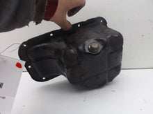 Load image into Gallery viewer, OIL PAN Kia Sorento 2003 03 2004 04 2005 05 2006 06 LOWER - MRK127996
