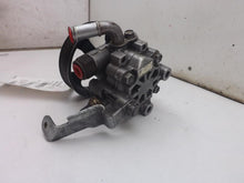 Load image into Gallery viewer, Power Steering Pump Pontiac Vibe 2003 - MRK135443
