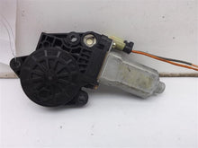 Load image into Gallery viewer, POWER WINDOW MOTOR Hyundai Elantra 01 02 03 04 05 06 - MRK139440
