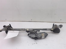 Load image into Gallery viewer, Windshield Wiper Motor Dodge Caliber 2007 - MRK141412
