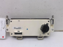 Load image into Gallery viewer, TEMPERATURE CONTROLS Chevrolet Malibu 04 05 06 07 08 - MRK141704
