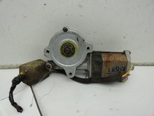 Load image into Gallery viewer, POWER WINDOW MOTOR F250 F50 F150 F450 Bronco 1992 92 1993 93 94 95 Right - MRK142309
