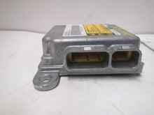 Load image into Gallery viewer, AIR BAG CONTROL MODULE COMPUTER Escalade Escalade EXT Avalanche 00-02 - CTL145383
