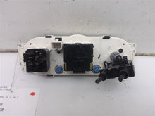 Load image into Gallery viewer, DASH MOUNTED TEMPERATURE CONTROLS Escape Mariner 05 06 07 - MRK145556
