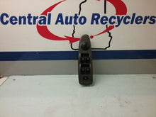 Load image into Gallery viewer, FRONT DOOR WINDOW SWITCH Hyundai Elantra 01 02 03 04 05 06 Left - CTL152038
