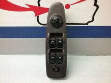 Load image into Gallery viewer, FRONT DOOR WINDOW SWITCH Hyundai Elantra 01 02 03 04 05 06 Left - CTL152038
