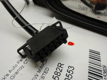 Load image into Gallery viewer, SIDE VIEW MIRROR VW PASSAT 1999 00 01 02 03 04 Right - MRK153609
