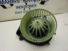 Load image into Gallery viewer, HEATER BLOWER MOTOR AUDI A4 S4 PASSAT 97 98 99 - 04 05 - MRK153615
