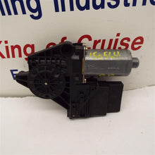 Load image into Gallery viewer, Power Window Motor Volkswagen Passat 2001 - MRK154119
