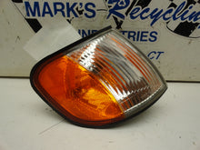 Load image into Gallery viewer, PARKLAMP Kia Sportage 2001 01 2002 02 Right - MRK155303
