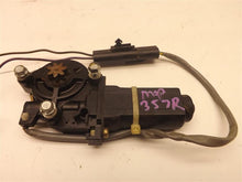 Load image into Gallery viewer, POWER WINDOW MOTOR Grand Cherokee Wagoneer 1993 93 94 95 96 97 98 Front Right - MRK155502
