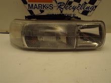 Load image into Gallery viewer, HEADLIGHT LAMP ASSEMBLY Silverado 1500 Pickup Silverado 2500 99-06 Right - MRK160569
