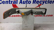 Load image into Gallery viewer, PARKLAMP Blazer S10 S15 Sonoma 1998 98 1999 99 00 01 02 03 04 05 Left - CTL162748
