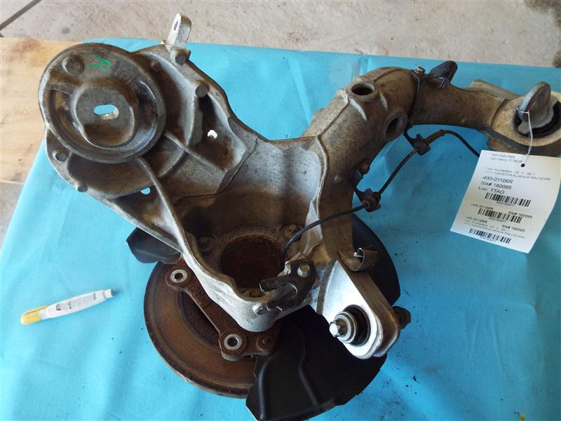 Rear Hub With Spindle Dodge Dart 2013 - MRK163471
