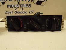 Load image into Gallery viewer, Temperature Controls Chrysler Sebring 2004 - MRK164472
