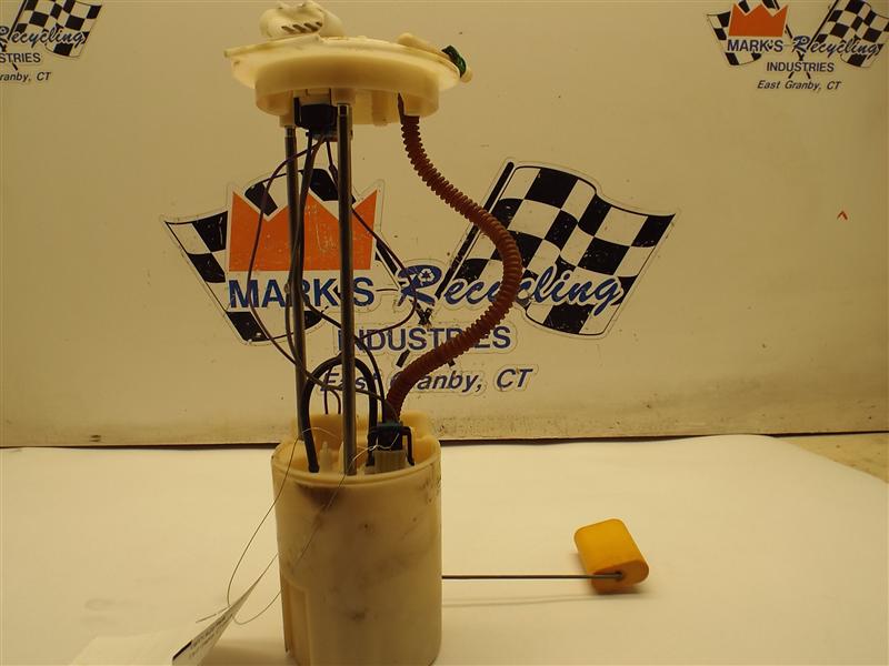 FUEL PUMP Saturn Vue 2002 02 2003 03 - MRK166403