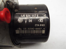 Load image into Gallery viewer, ABS PUMP GOLF JETTA 2000 00 2001 01 2002 02 - MRK167293
