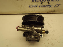 Load image into Gallery viewer, Power Steering Pump Mercury Milan 2007 - MRK168557
