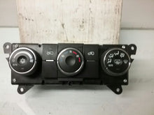 Load image into Gallery viewer, TEMPERATURE CONTROLS Saturn Vue 2008 08 2009 09 2010 10 - CTL168925
