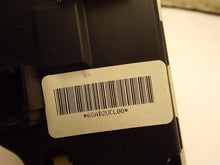 Load image into Gallery viewer, Temperature Controls Saturn Vue 2006 - MRK170610
